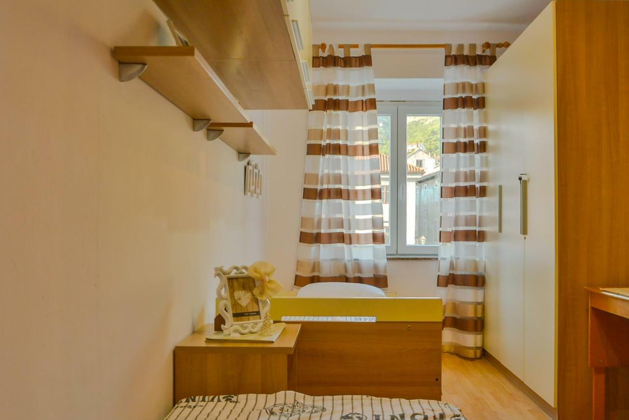 Apartman Pio セニ エクステリア 写真